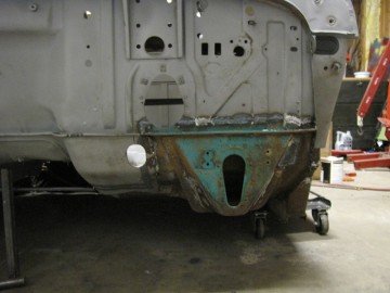 Donor Floor pan and cab mount welded in on driver side