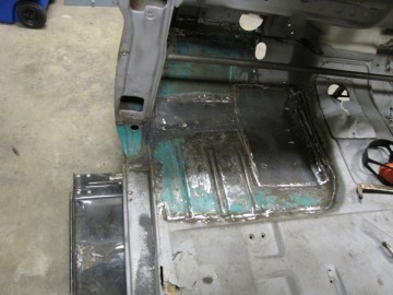 Driver floor welded in